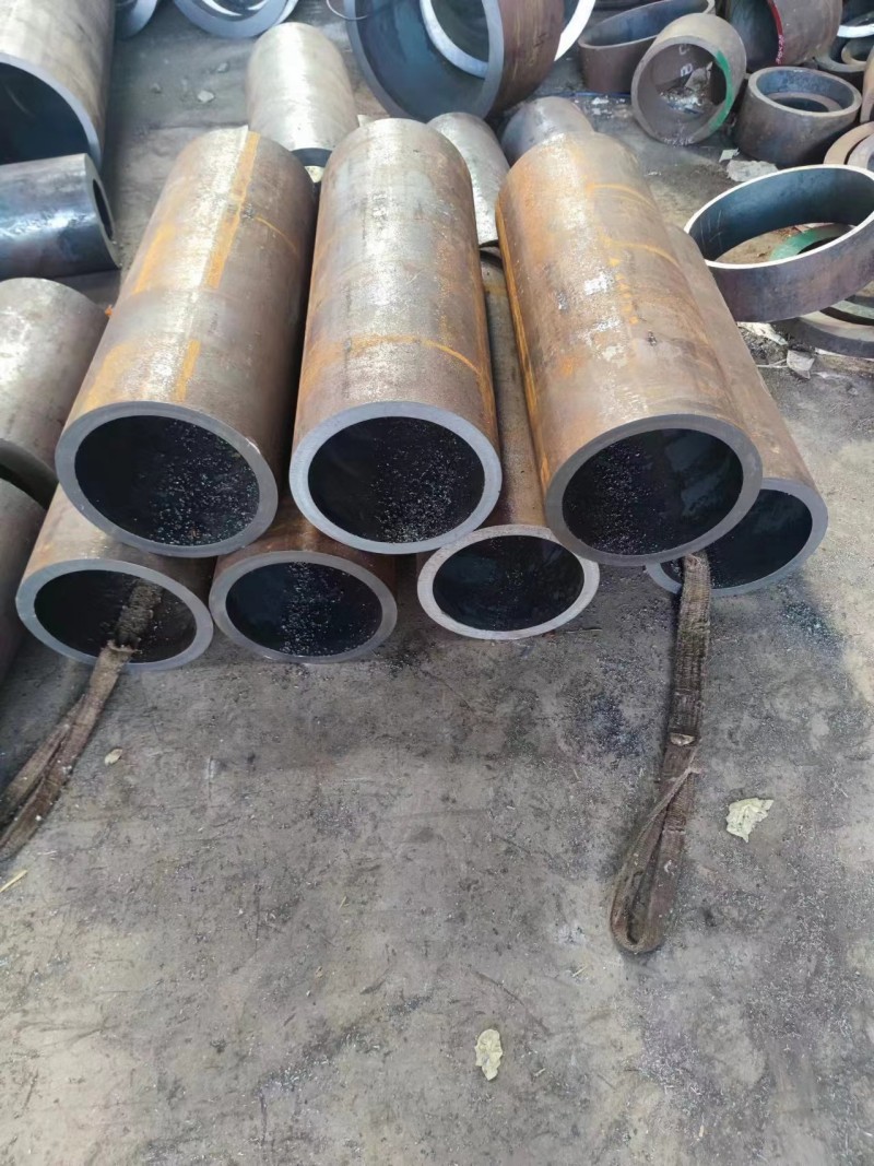 永康永康永康12Cr1MovG无缝钢管切割